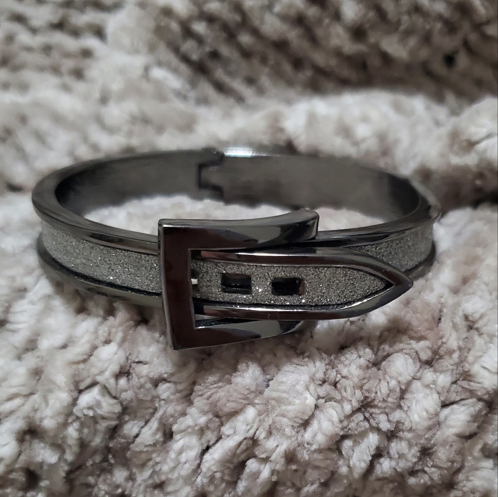 Silver Sparkle Buckle Hinged Bangle Bracelet